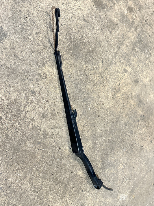 Scheibenwischerarm Wischerarm Düse Leitung 1997-2004 Corvette C5 5.7L V8 Bild 1