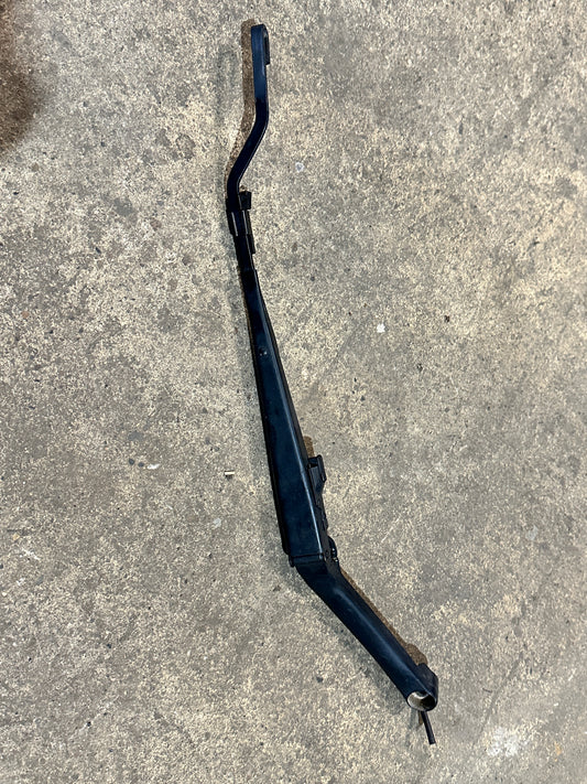 Scheibenwischerarm Wischerarm Düse Leitung Kurz 1997-2004 Corvette C5 5.7L V8 Bild 1