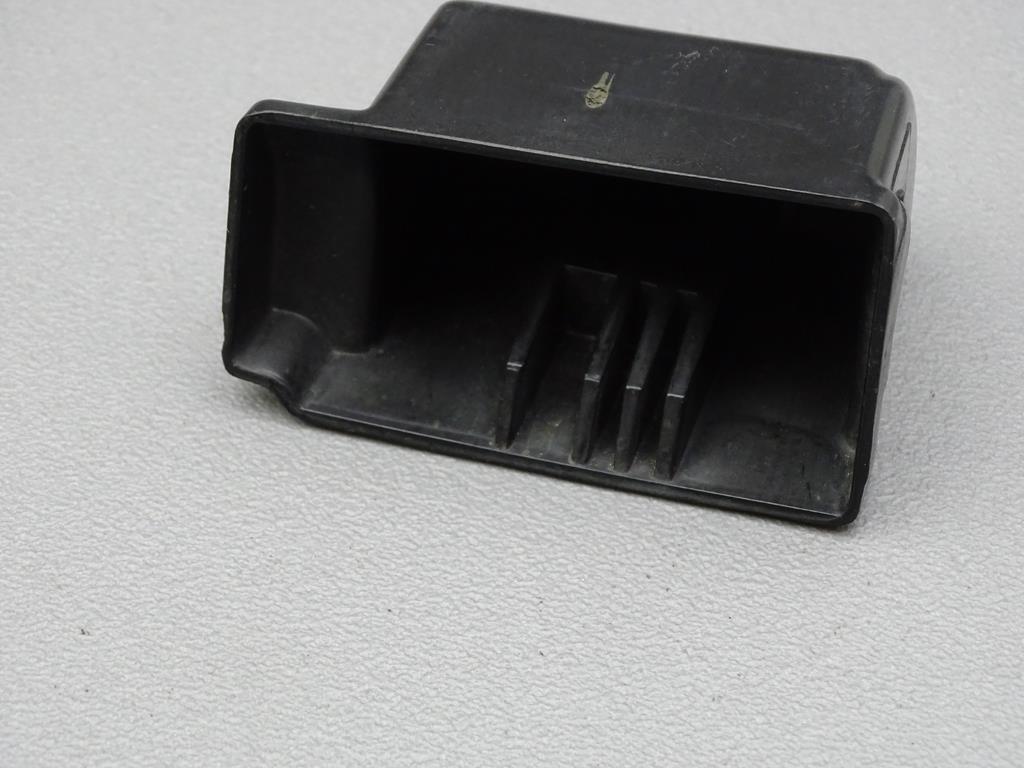 Aschenbecher 05-13 Corvette C6 Bild 1