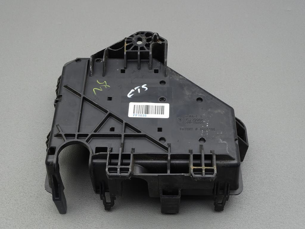 Halterung Sicherungskasten 15239988 07-13 Cadillac CTS 3.6L V6 LY7 229KW 311PS Bild 2