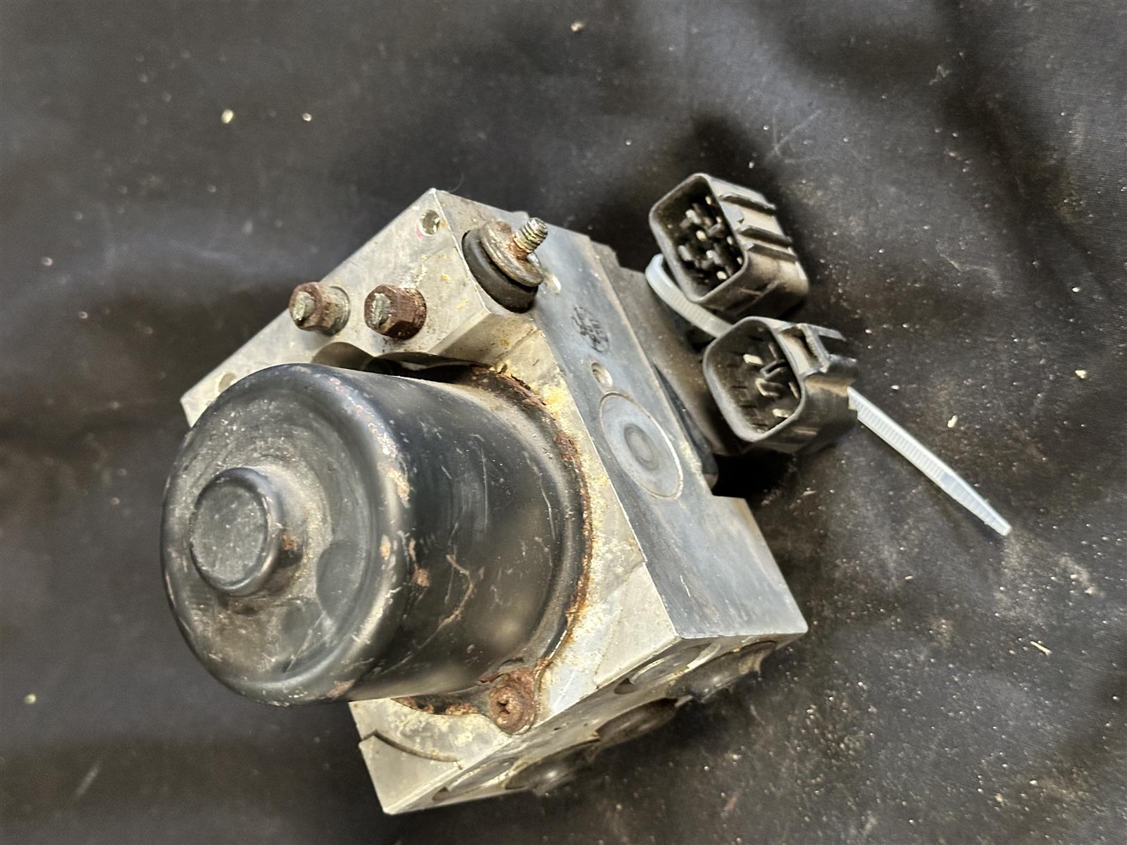 Toyota Celica T23 ABS Steuergerät Hydraulikblock 44510-32070 Bild 1
