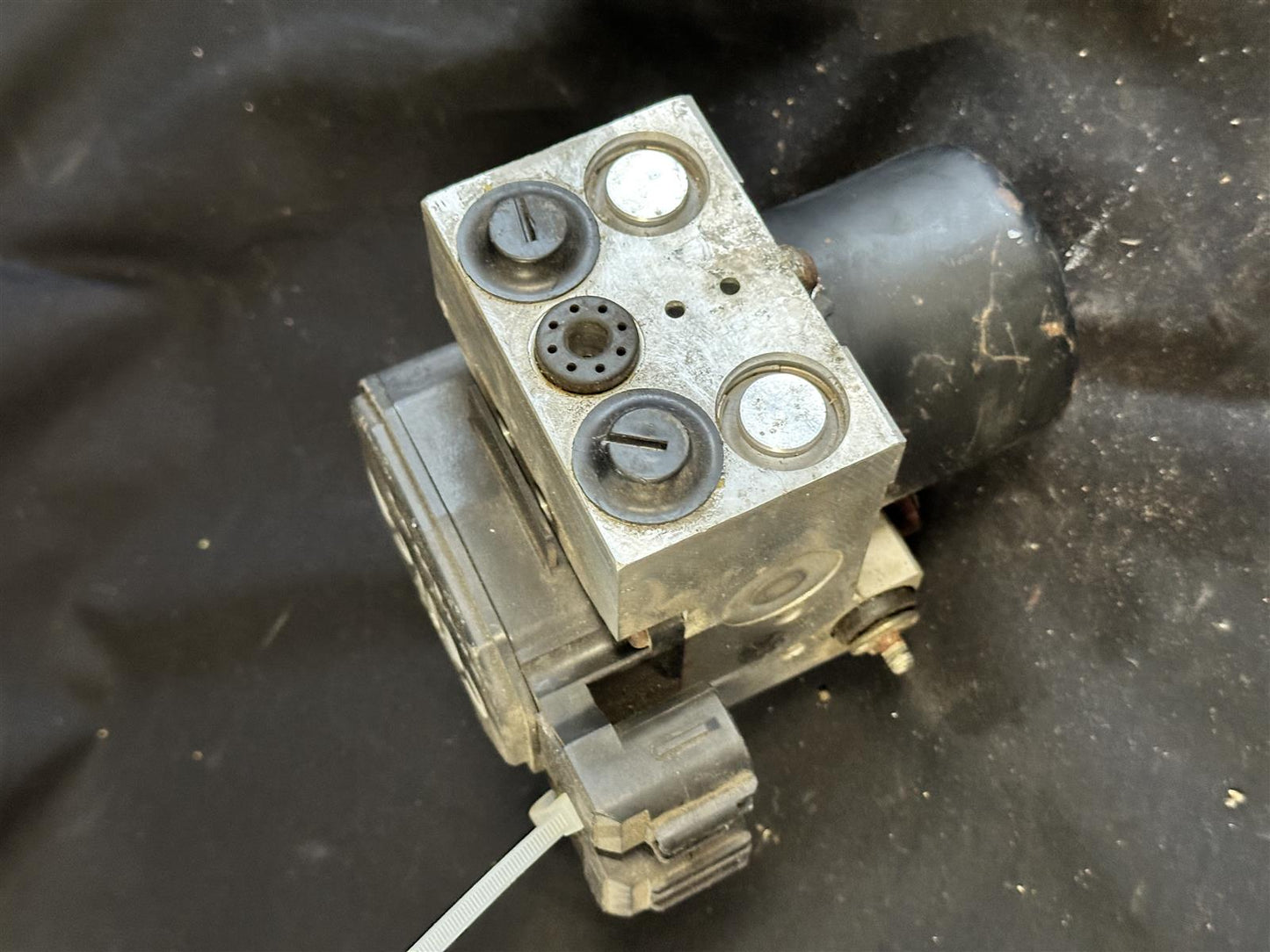 Toyota Celica T23 ABS Steuergerät Hydraulikblock 44510-32070 Bild 3