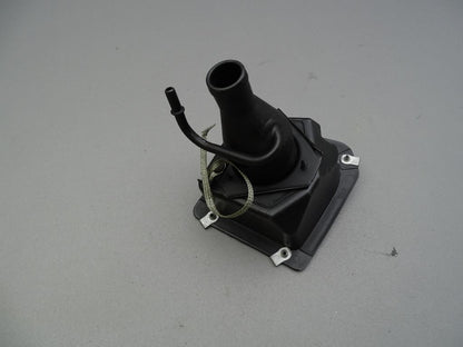 Einfüllstutzen Kraftstofftank 15843233 05-13 Corvette C6 Bild 2